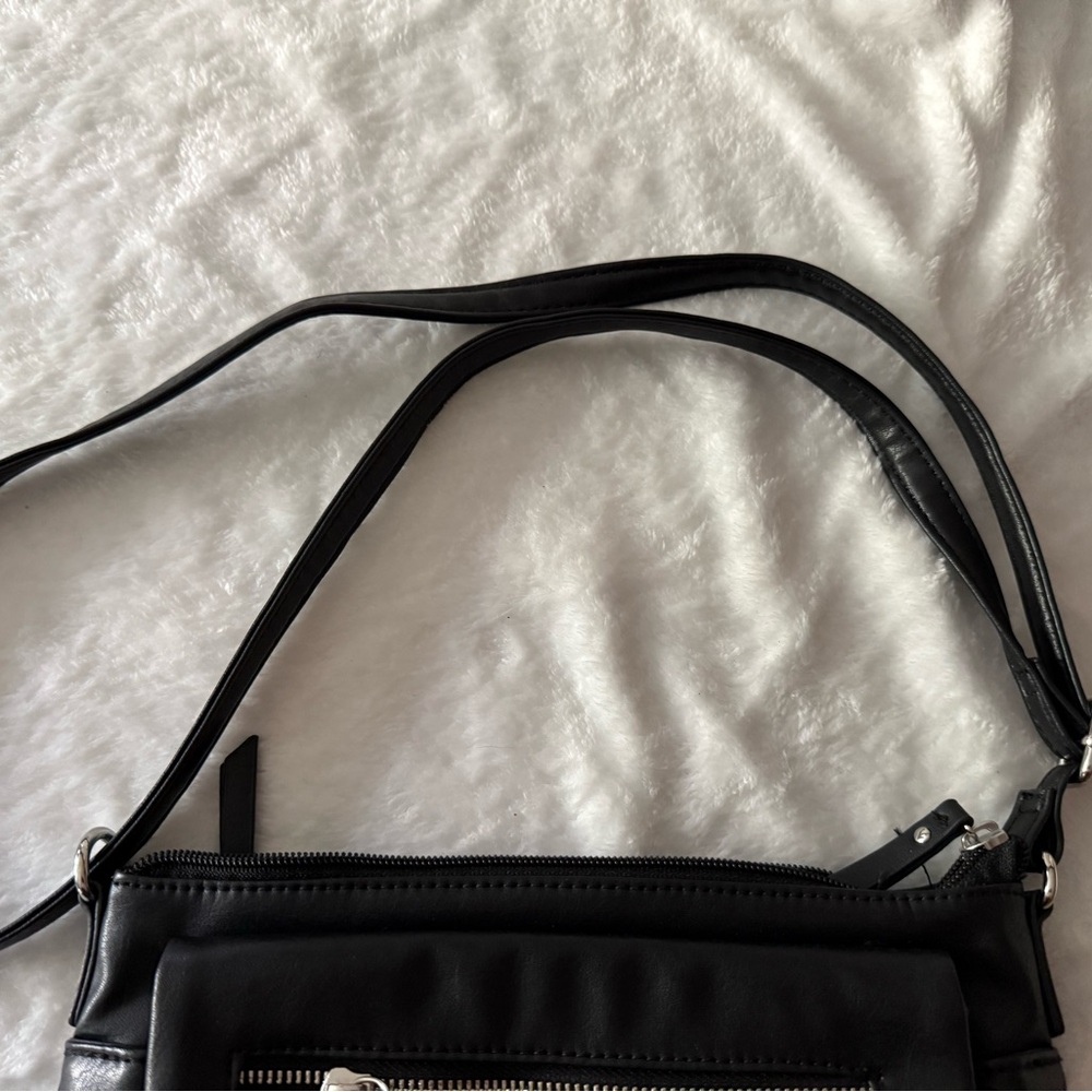 Nicole by Nicole Miller Black Crossbody Handbag - Picture 3 of 6